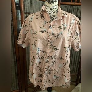 Denim and Flower men’s floral pattern shirt. Size xl